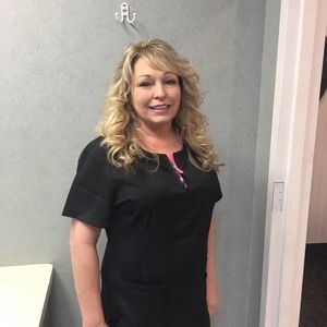 Meet your Posher, Lada